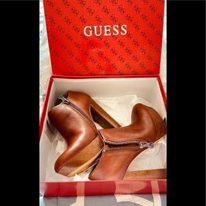 Guess : platform  bootie